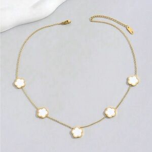 Chic Gold and White Floral Necklace